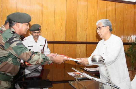 DGAR visits Tripura, meets CM DGAR visits Tripura, meets CM